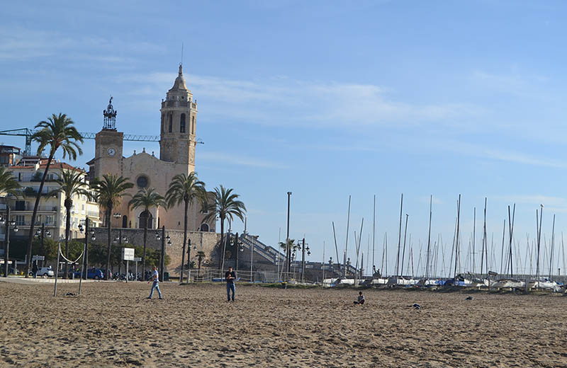 Staden Sitges söder om Barcelona