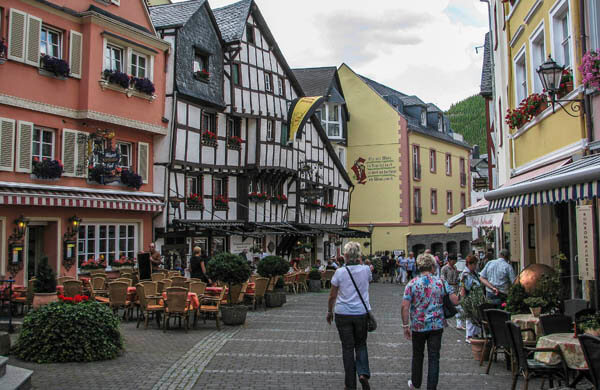 Gata i centrala Bernkastel