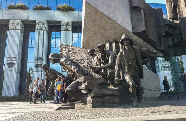Upprors-monumentet Warszawa