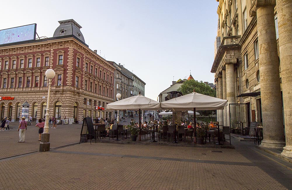 Uteservering på Ban Jelačićs torg